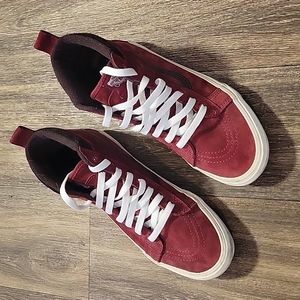 Red Size 9.5M Vans MTE Sneakers